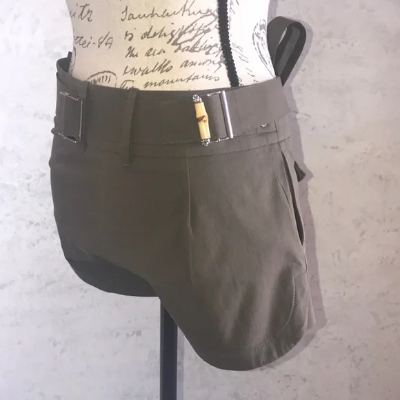 GUCCI MID-RISE BELTED SHORTS